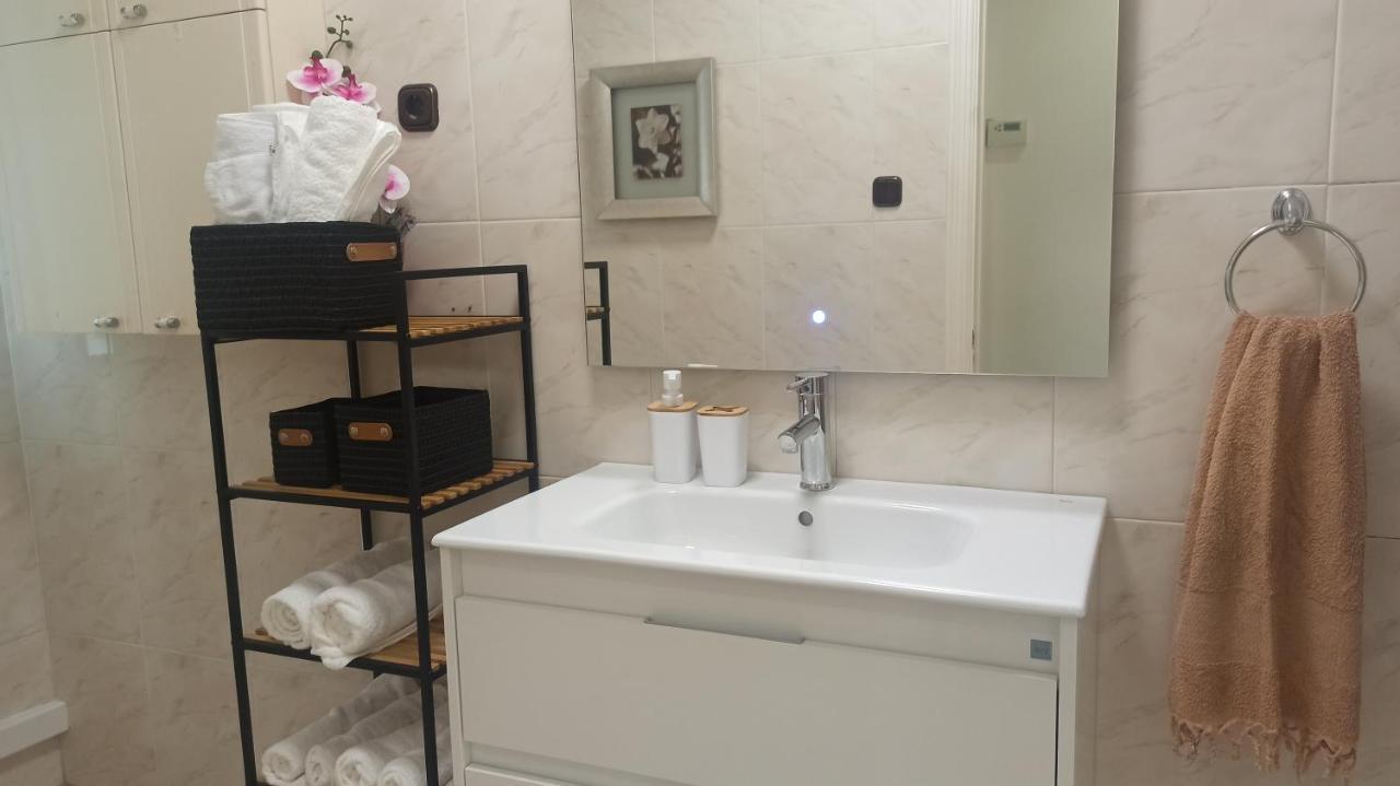 Ohana, Apartamento-Parking Privado Gratis-Centrico-Wifi-Ascensor-Sin Cuestas-82M2 Бермео Екстериор снимка
