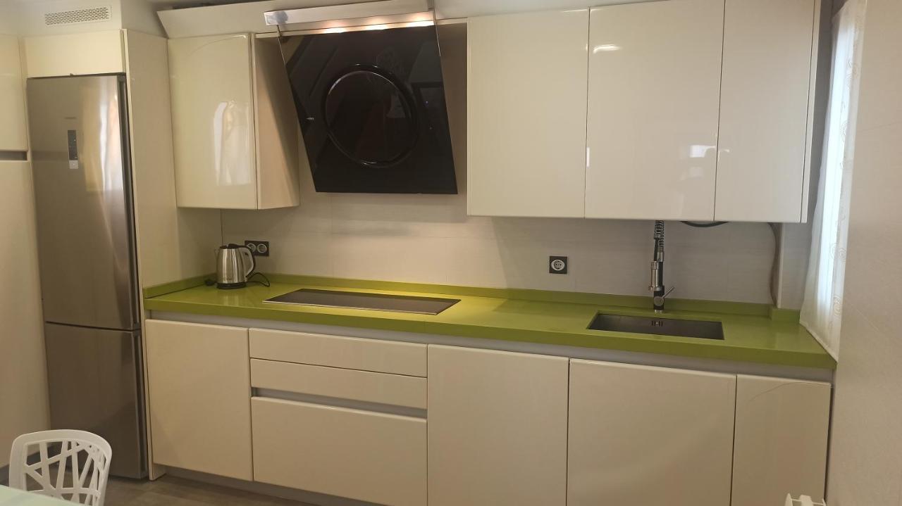 Ohana, Apartamento-Parking Privado Gratis-Centrico-Wifi-Ascensor-Sin Cuestas-82M2 Бермео Екстериор снимка